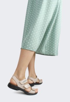 Женские сандалии бежевого цвета Rieker 64573-62