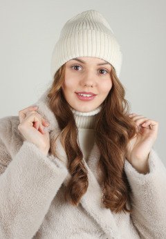Женская шапка K-C HOHW 03121 1A молоко