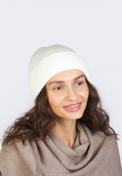 Женская шапка K-C KHW 11621 1A молоко