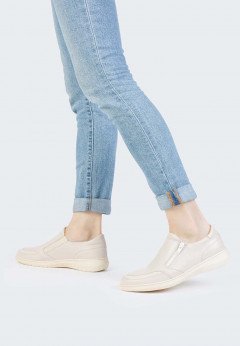 Женские закрытые туфли бежевого цвета K-C 2-894599-01