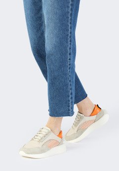 Женские кроссовки Tuffoni 5323002LL молочн