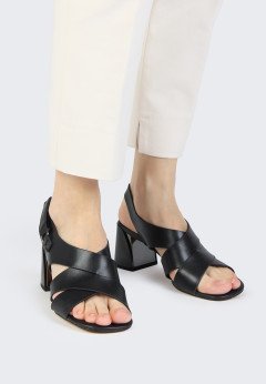 Женские босоножки Baden NU489-011