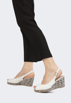 Женские босоножки Tamaris 1-1-28375-20-117