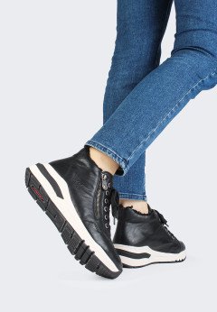 Высокие женские кроссовки утепленные Rieker M6644-00