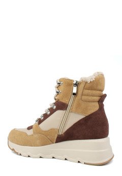Женские спортивные ботинки Torsion Field 601508-6