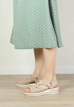 Женские сандалии бежевого цвета Baden MU145-013