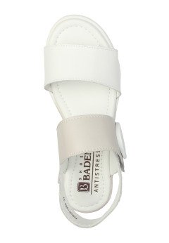 Женские босоножки белые Baden FB265-050