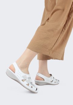Женские босоножки белые Suave Paris 0930PT бел