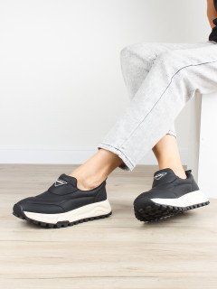 Женские кроссовки Baden DL067-021