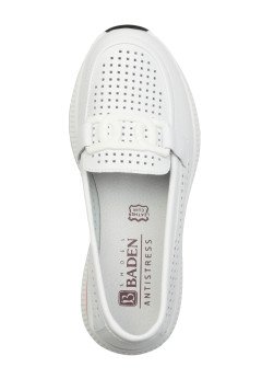 Женские мокасины Baden кожаные FN055-080