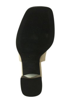 Женские закрытые босоножки Bonavi 41-BMA4-18-108