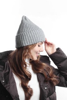 Женская шапка K-C HOKHW 28425 1A серебро