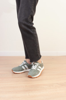 Женские кроссовки Baden AS222-023